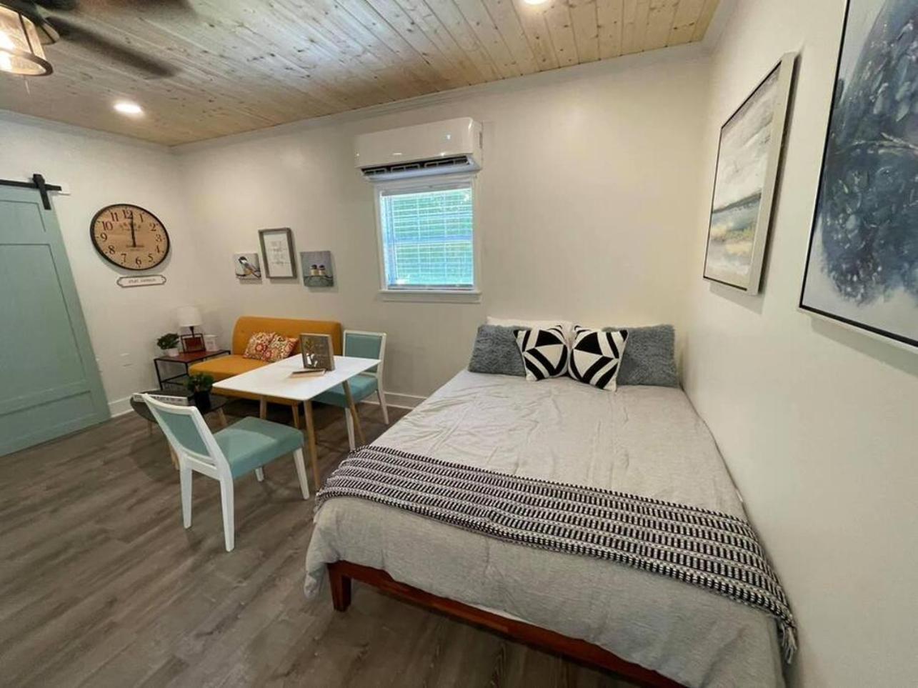 Beautifully Renovated Studio 2 Miles From Marina! Winchester Extérieur photo